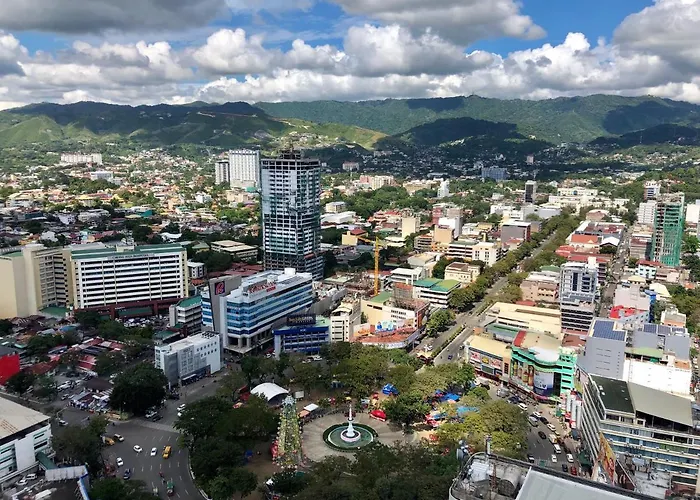 Penthouse W Loft 44th Fl View Balcony Pool Access Cebu