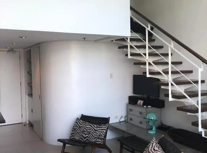 Penthouse W Loft 44th Fl View Balcony Pool Access * Cebu